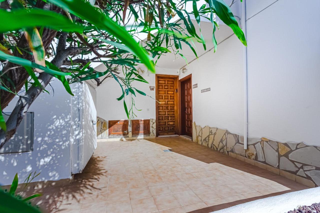 Fantastic Large Studio In Front Of Beach Heated Pool Wifi Arona  Exterior photo