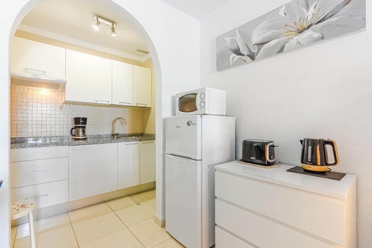 Fantastic Large Studio In Front Of Beach Heated Pool Wifi Arona  Exterior photo